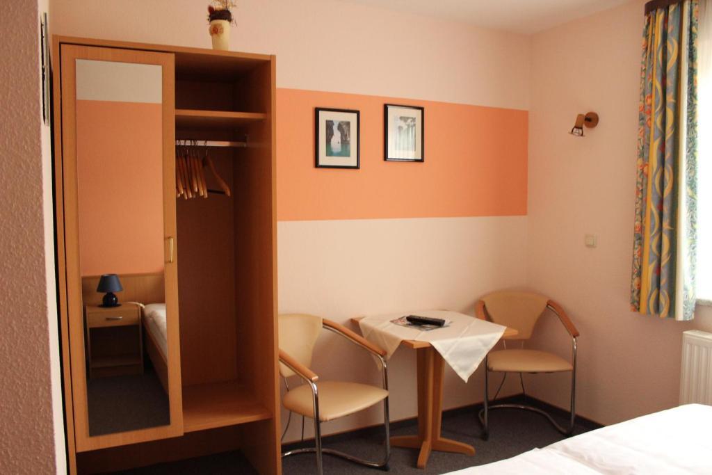 Pension Garni Zum Felsenkeller Нордгаузен Номер фото